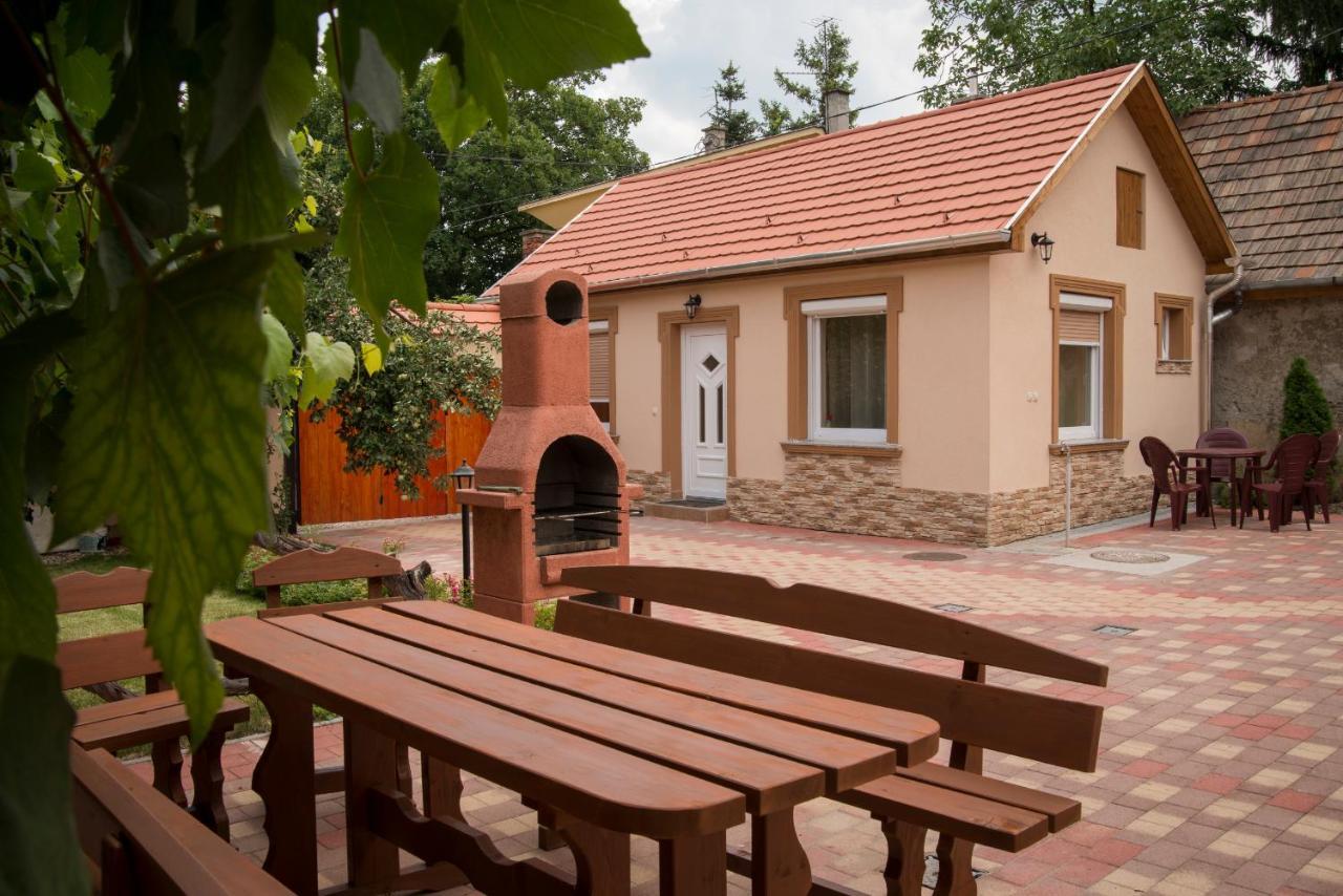 Harmonia Belvarosi Apartment *